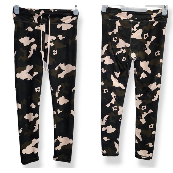 THE UPSIDE Forest Camo Midi Legging Size 8 - Picture 2 of 11